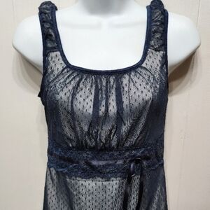 Maurices Sleeveless Blouse Small‎ Navy Lace Cream Lightweight Casual Office B582